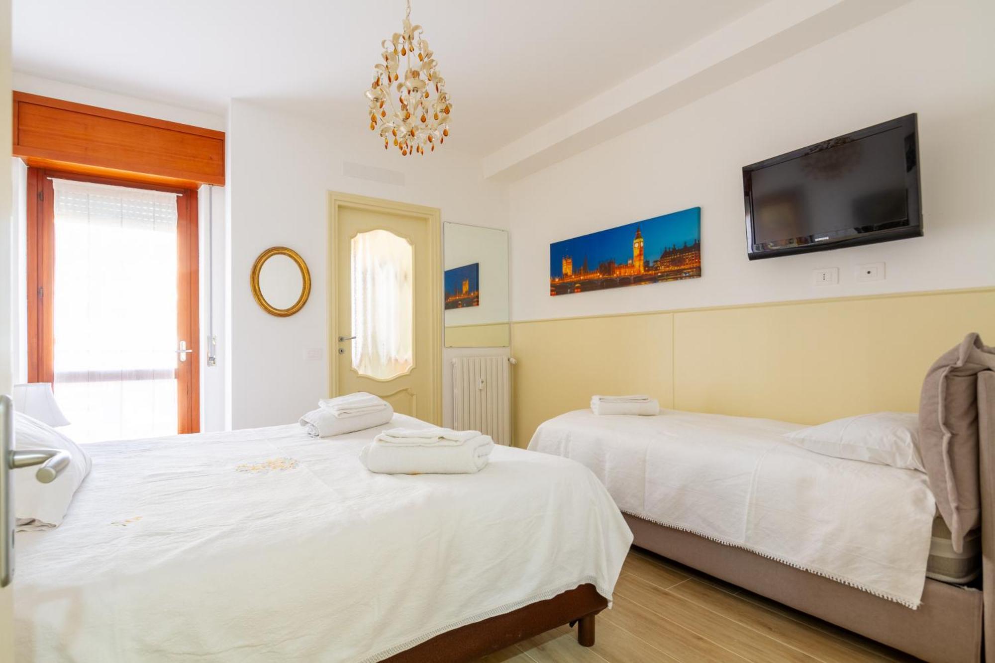 Dimora Al Naviglio Hotel Milaan Buitenkant foto